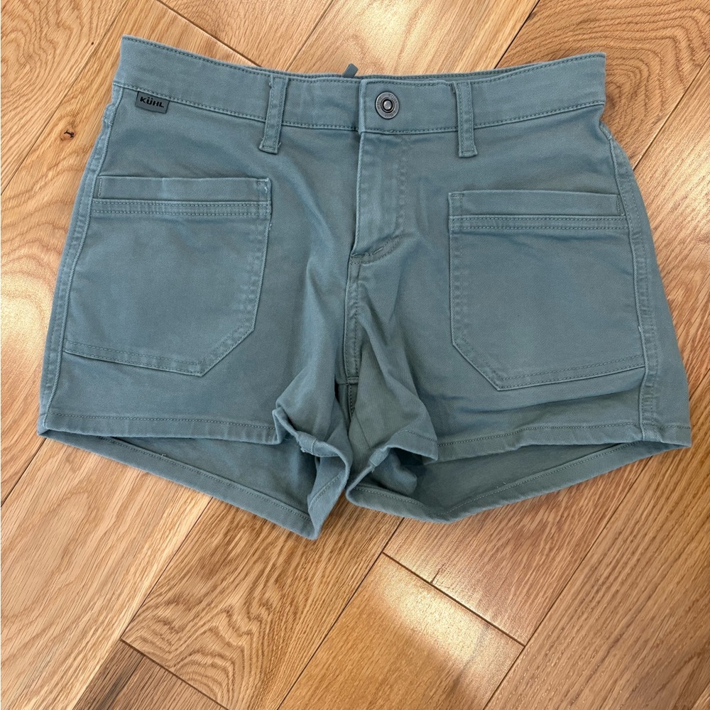 Kut from the Kloth Sea Green Cargo Shorts